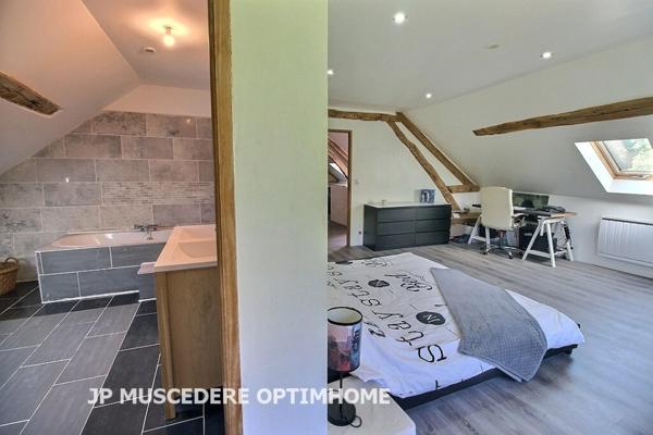 Ancien moulin du XIIIe siècle rénové avec charme – 600 m² habitables – Terrain de 7000 m² – Duvy (Oise)