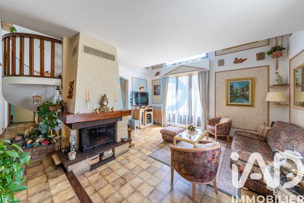 Maison à vendre 6 pièces 160 m² Combs-la-Ville