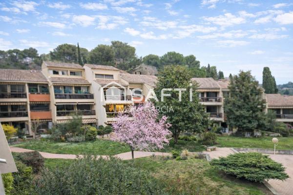 P3 avec terrasse et deux stationnements - résidence standing proche centre ville