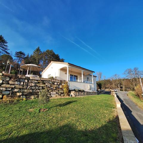 TRELISSAC, Maison au norme PMR en parfait état