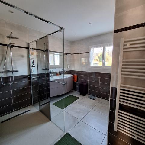 TRELISSAC, Maison au norme PMR en parfait état