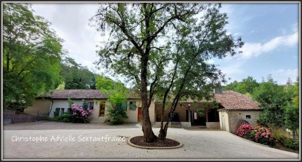 Grande maison de 5 chambres avec piscine, complexe d'hébergements insolites sur presque 7ha