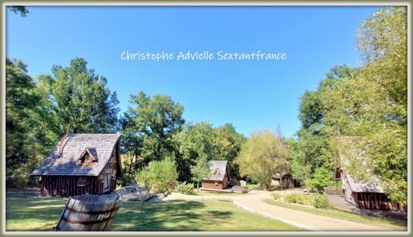Grande maison de 5 chambres avec piscine, complexe d'hébergements insolites sur presque 7ha