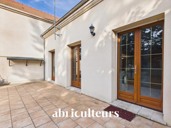 Maison familiale avec terrasse et jardin Versailles Porchefontaine 107m², 3 chambres