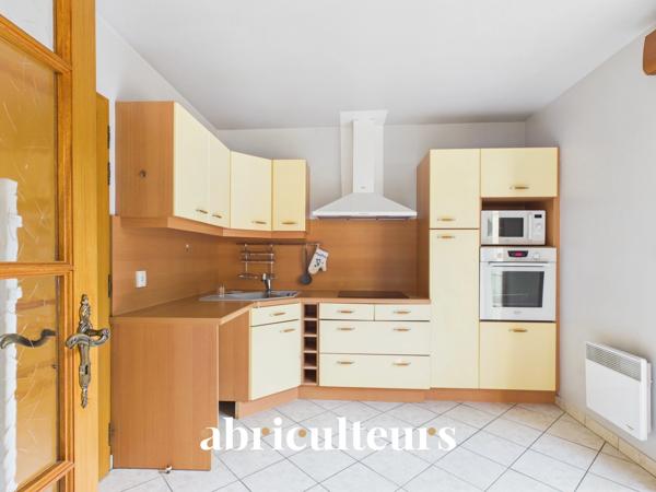 Maison familiale avec terrasse et jardin Versailles Porchefontaine 107m², 3 chambres