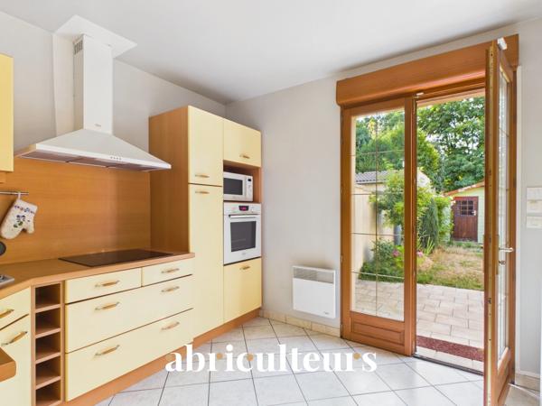 Maison familiale avec terrasse et jardin Versailles Porchefontaine 107m², 3 chambres