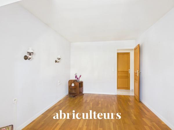 Maison familiale avec terrasse et jardin Versailles Porchefontaine 107m², 3 chambres