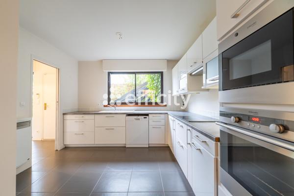 Appartement 5 pièces - 139 m² Bien prestige