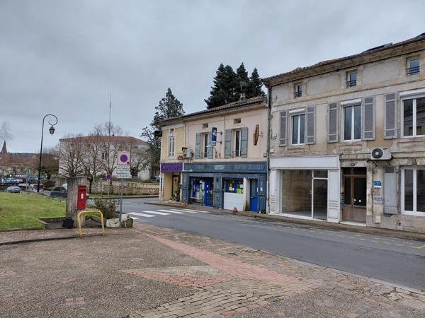 Fonds de commerce Bar-Tabac-Loto à vendre MUSSIDAN (24)
