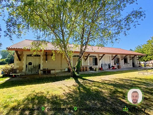 Maison 7 pièces - 302 m²