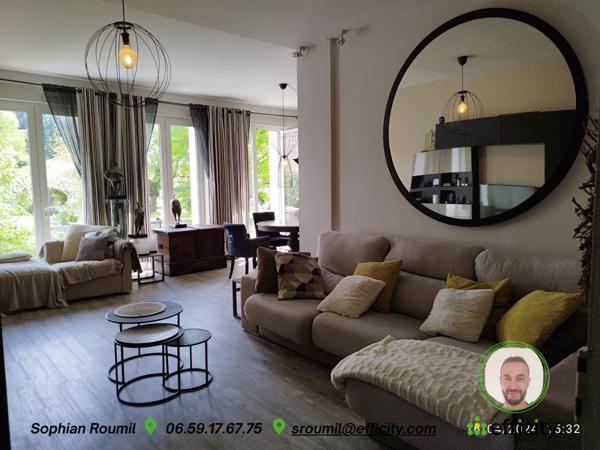 Maison 7 pièces - 302 m²