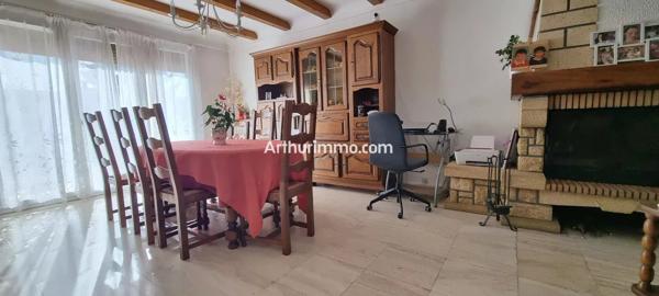 Vente                                                      Maison
                        
                     8 pièces                      152 m2                     à Sucy-en-Brie