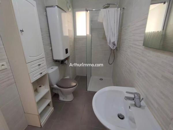 Location                                                      Appartement
                        
                     2 pièces                      30 m2                     à Sucy-en-Brie