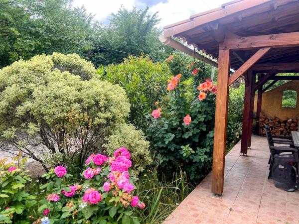 Spacieuse Maison Individuelle avec Jardin, à Proximité du Centre de Limoux