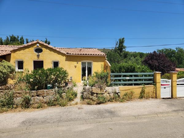 Spacieuse Maison Individuelle avec Jardin, à Proximité du Centre de Limoux