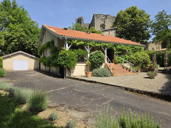 Propriété de charme avec accès privé à la Baïse à deux pas du centre de Nérac, Lot et Garonne