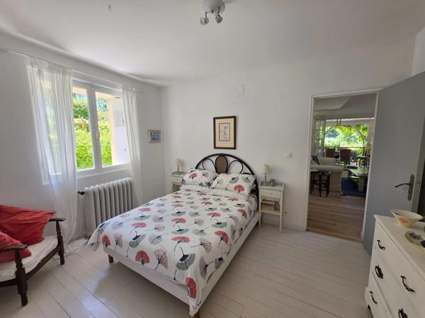 Propriété de charme avec accès privé à la Baïse à deux pas du centre de Nérac, Lot et Garonne