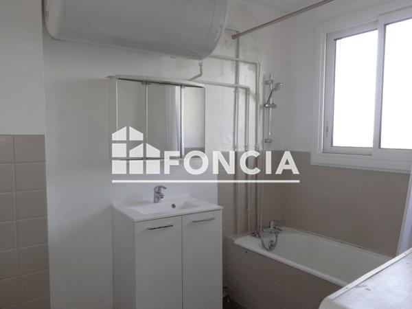 Location Appartement 2 pièces 46.92 m² - 2 RUE BONCENNE Poitiers 86000