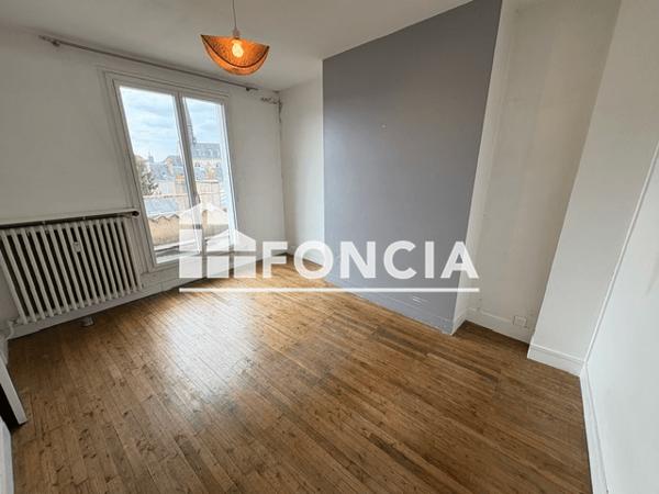 Location Appartement 2 pièces 46.92 m² - 2 RUE BONCENNE Poitiers 86000
