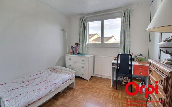 Maison à vendre    5 pièces • 115,17 m2 Montigny-le-Bretonneux