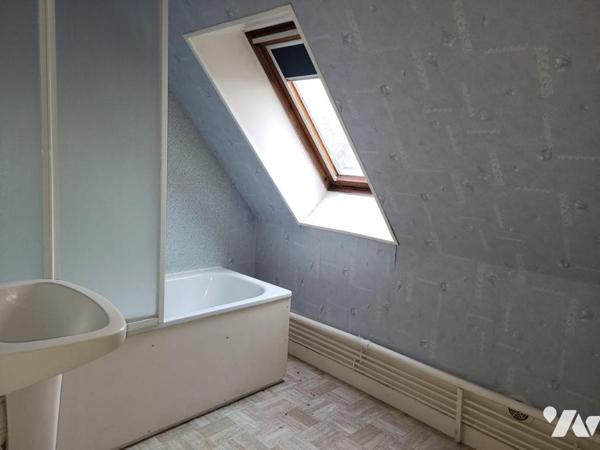 AUNAY SUR ODON Immeuble de rapport