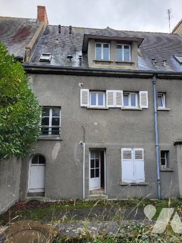 AUNAY SUR ODON Immeuble de rapport