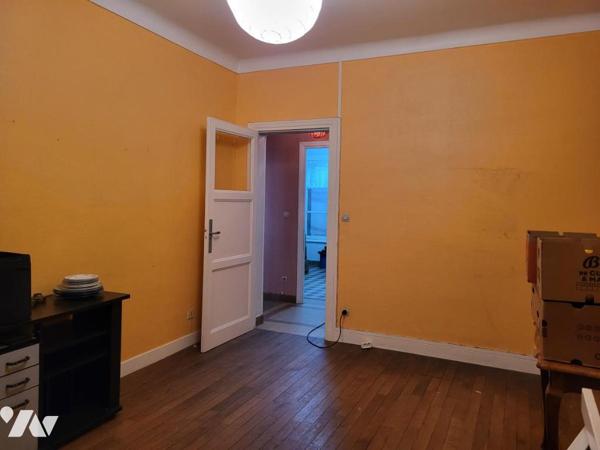 AUNAY SUR ODON Immeuble de rapport