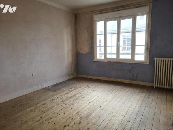 AUNAY SUR ODON Immeuble de rapport