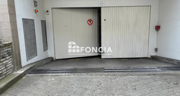 À vendre Parking 11.35 m² - Paris 75015