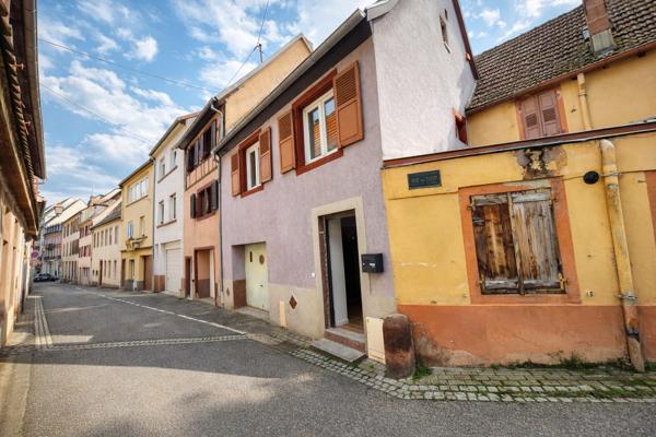 Maison TRIPLEX - COMME NEUF