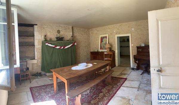 SAVIGNE 86400 - Maison 6 pièces de 157 m² sur terrain de 1600 m² clos