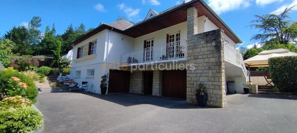 Vente
                Maison175 m² - 6 Pièces -
                    LA CHARITE SUR LOIRE (58400)