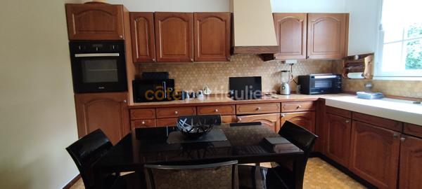 Vente
                Maison175 m² - 6 Pièces -
                    LA CHARITE SUR LOIRE (58400)