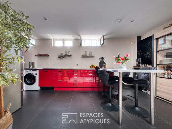 Maison esprit loft en souplex avec jardin d’hiver et extérieur.