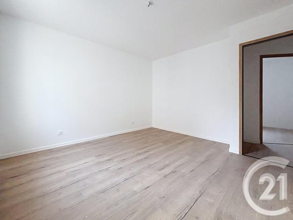 Maison à vendre  5 pièces - 103 m2 MONDEVILLE - 14