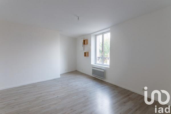 Appartement 2 pièces de 34 m² à Neauphle-le-Château (78640)