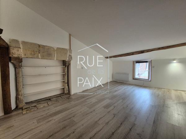 86200 LOUDUN Immeuble Mixte LOUDUN CENTRE-VILLE 106 m² - 4 Pièces