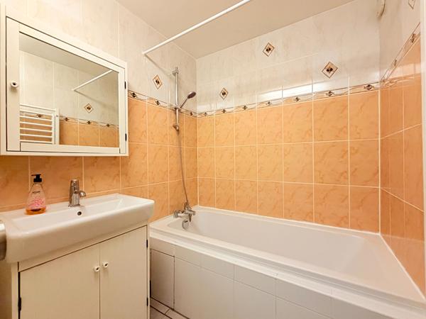APPARTEMENT 3 PIECES
