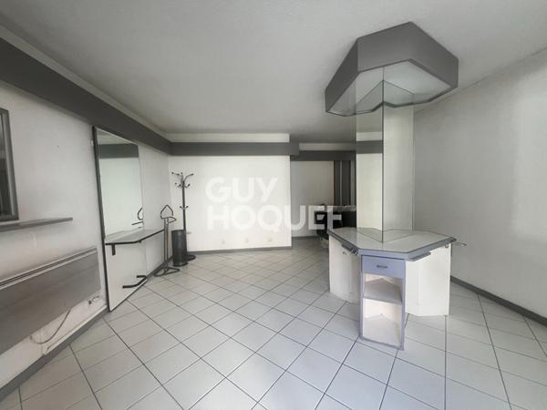 Local commercial 25 m² loué au centre ville d'Orthez