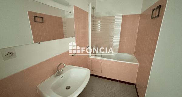 Location Appartement 3 pièces 50.25 m² - Paris 75014