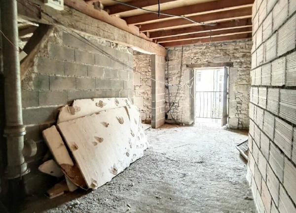 Maison à vendre    2 pièces •  Joinville