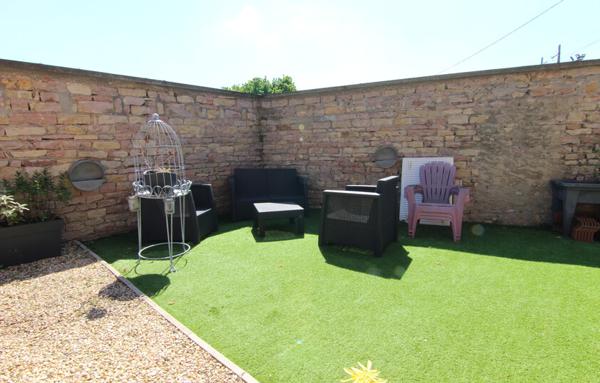 TOURNUS MAISON EN PIERRE 122 M2