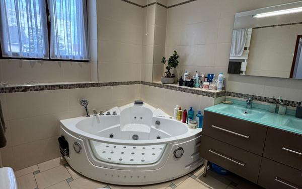 Maison à vendre    154,59 m2 Champigny-sur-Marne