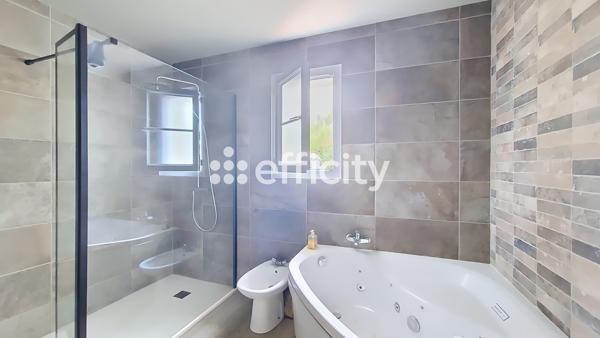 Maison 5 pièces - 157 m²