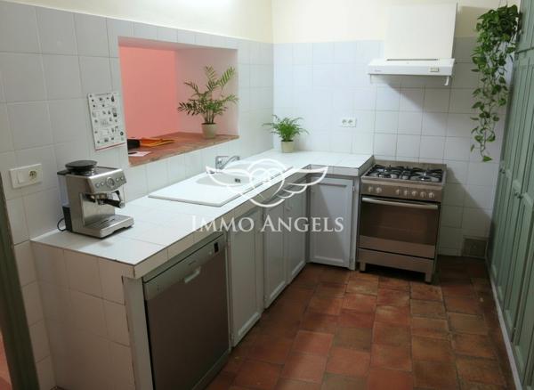 Maison de ville XXL – 2 appartements + dépendances – Gros potentiel !