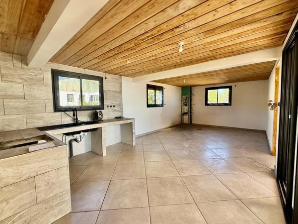 🏡 EXCLUSIVITÉ – Maison neuve avec vue mer panoramique + fort potentiel d’investissement  Le Tampon – Bras de Pontho (97430) 💰 299 500 € FAI