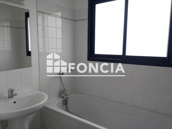 Location Appartement 3 pièces 71.07 m² - 3 BIS RUE SAINT SEBASTIEN Saint Renan 29290