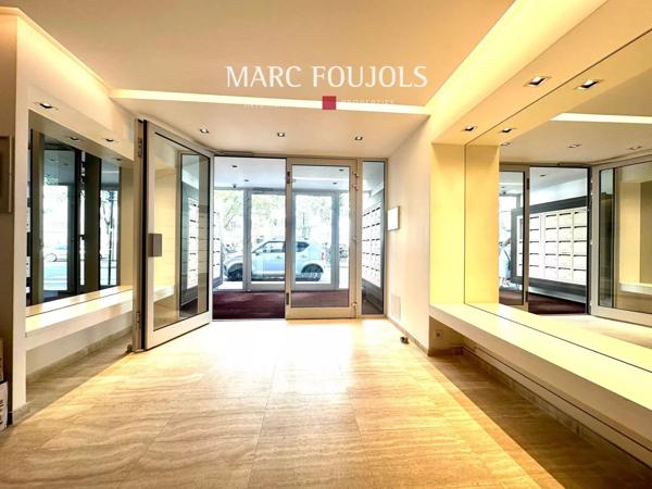 Paris XVI Appartement traversant de 101 m2 avec balcons