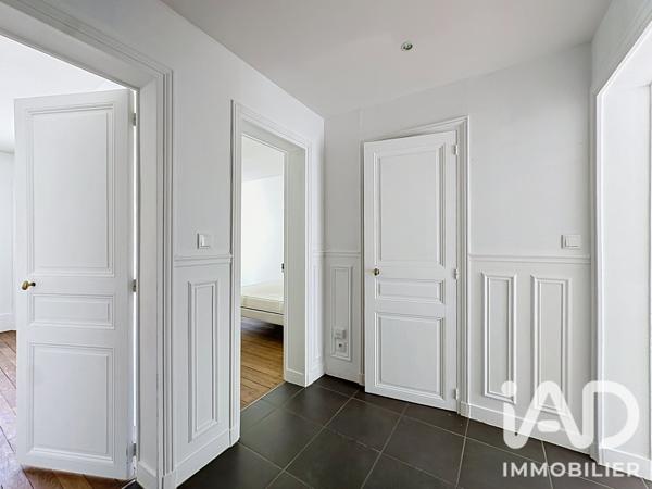 Appartement à vendre 3 pièces 50 m² Courbevoie