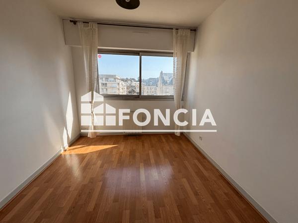 Location Appartement 2 pièces 41.31 m² - 25 QUAI DE LA LONDE Caen 14000